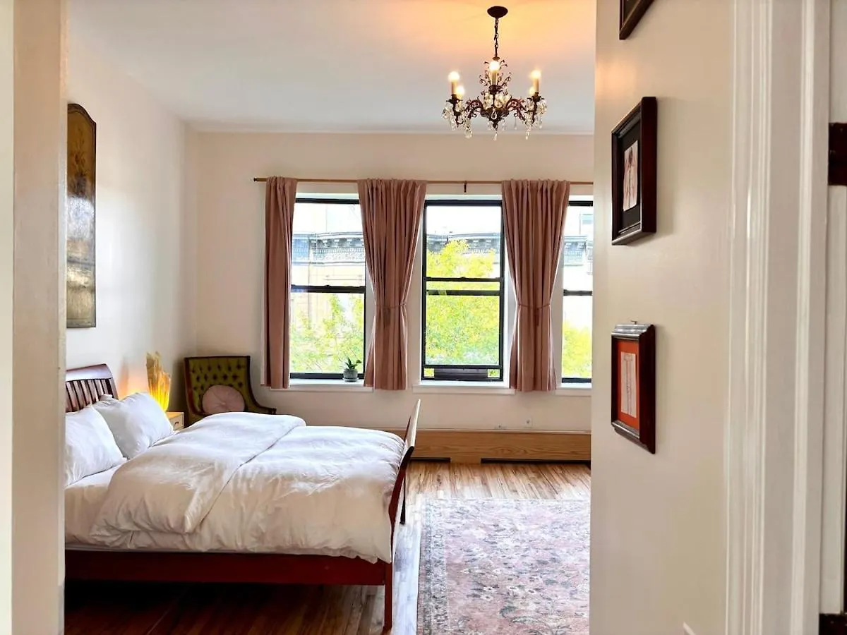 ניו יורק Private Spacious Apartment With 2 Bedrooms 2 Bathroomss And A Deck ארצות הברית
