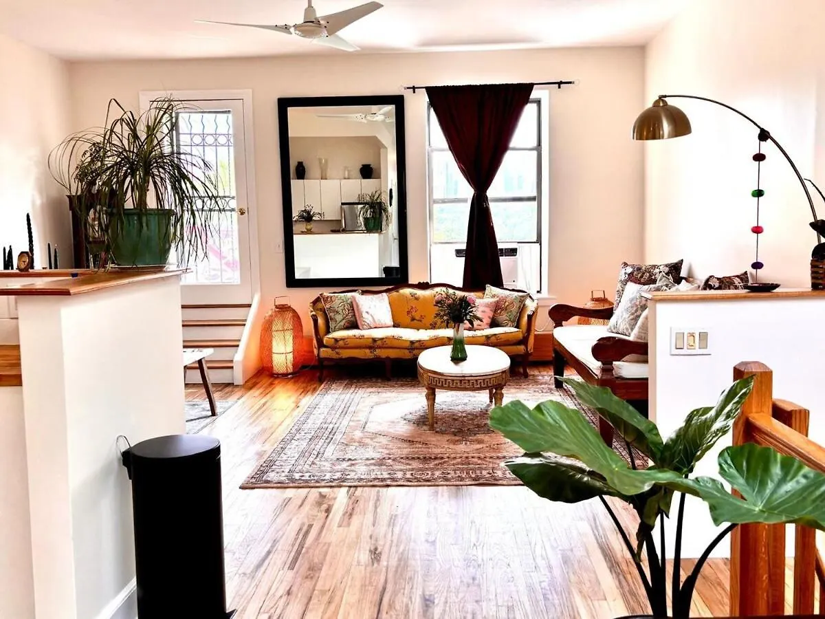 ניו יורק Private Spacious Apartment With 2 Bedrooms 2 Bathroomss And A Deck